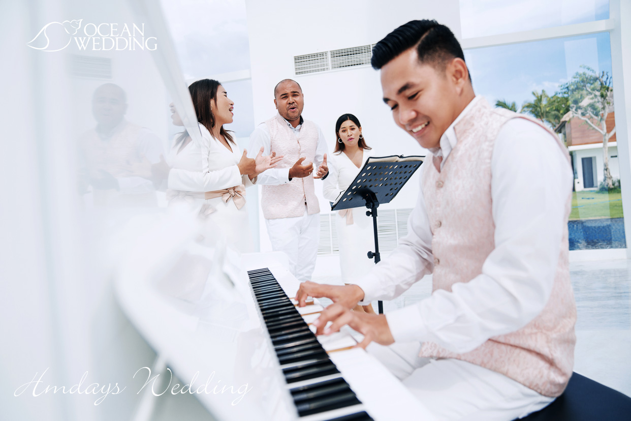 免费升级为雅马哈钢琴伴奏 巴厘岛梦幻教堂婚礼