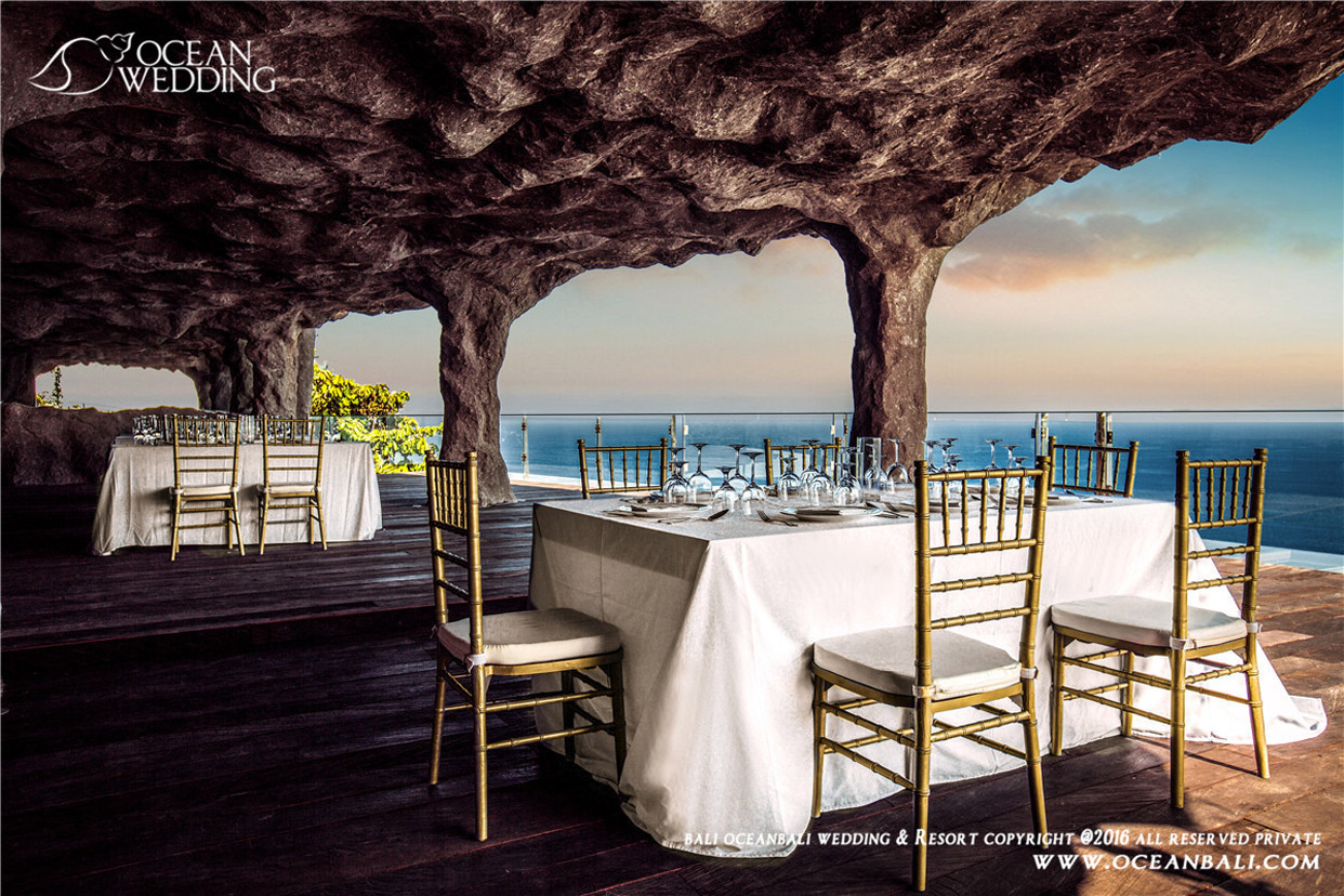  巴厘岛 海之教堂婚礼 岩石餐厅晚宴