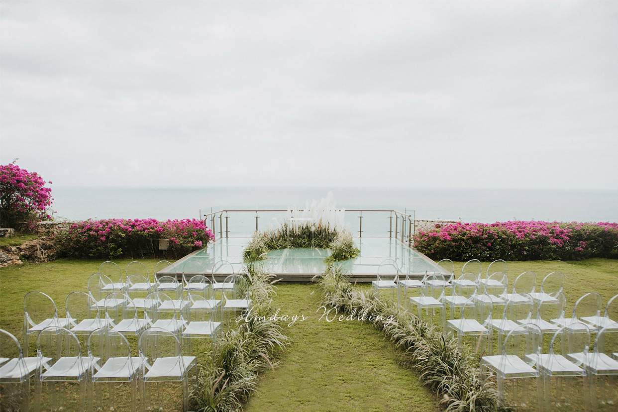 水之教堂悬崖玻璃平台婚礼 巴厘岛水之悬崖婚礼