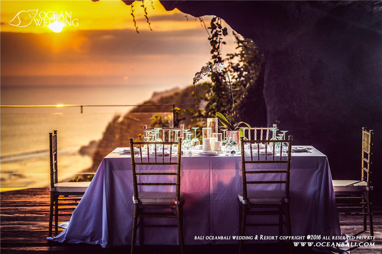  巴厘岛 海之教堂婚礼 岩石餐厅晚宴