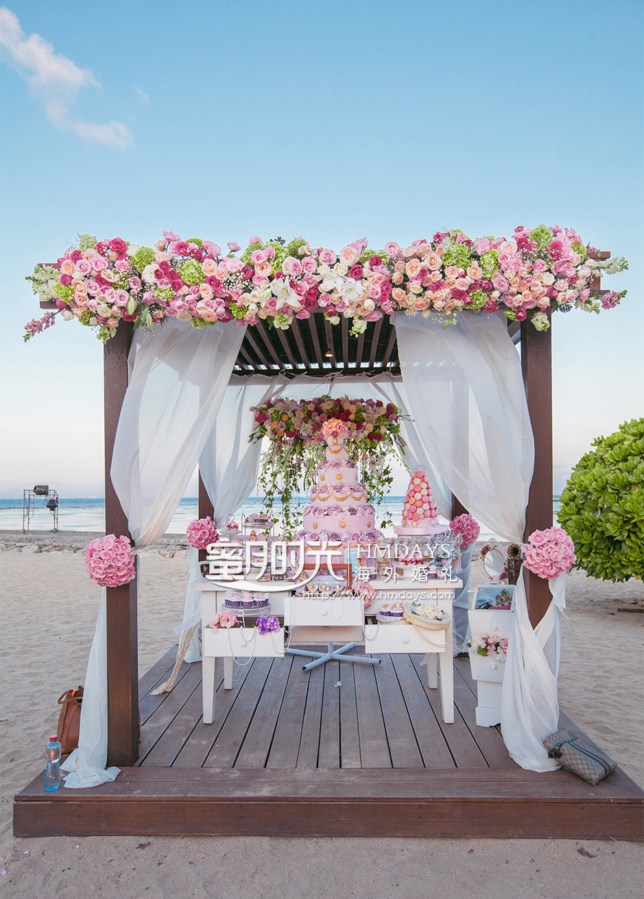 巴厘岛肉桂沙滩婚礼升级布置|海外婚礼定制中高端布置案例|巴厘岛婚礼布置定制案例