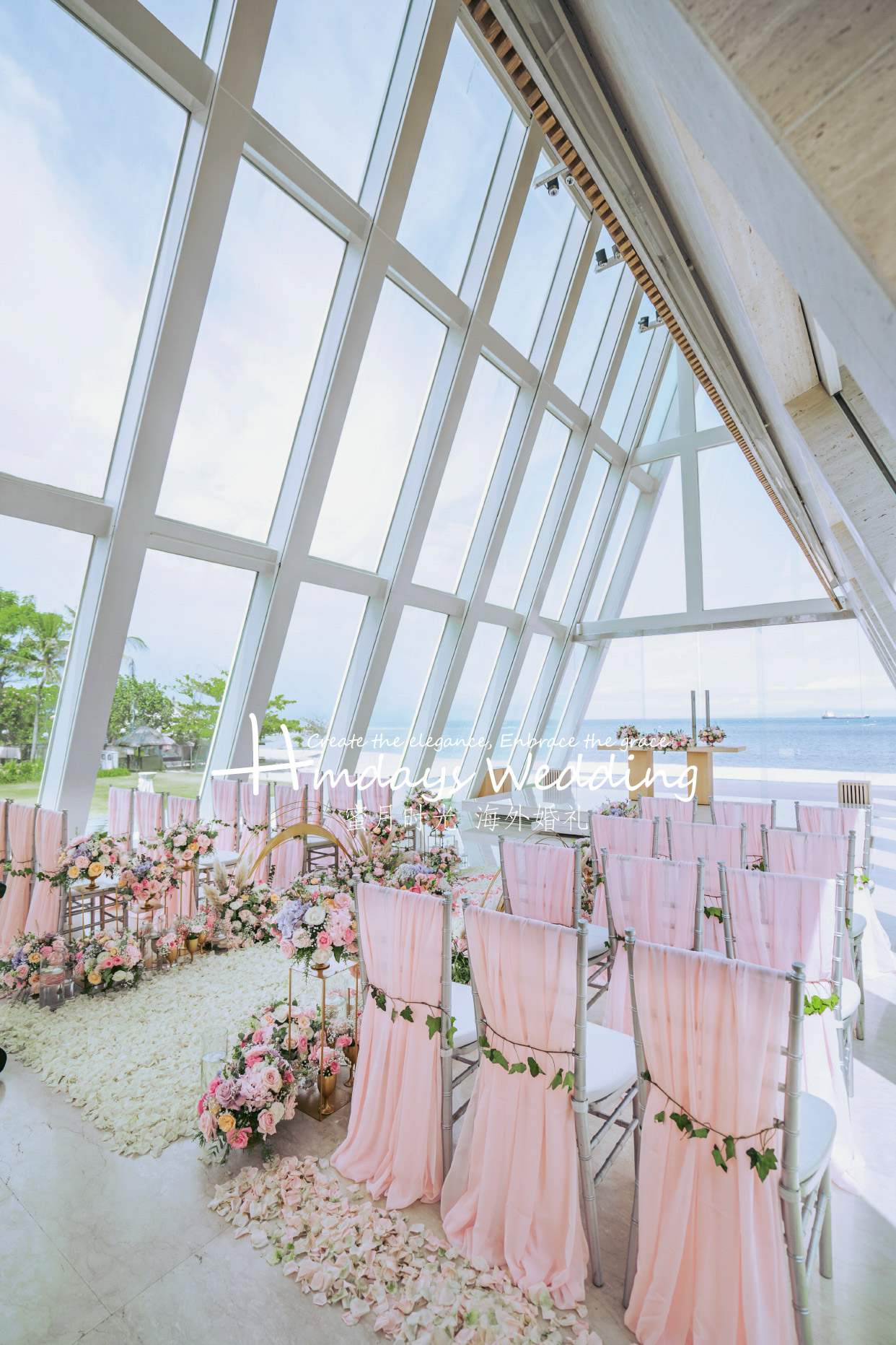 海外婚礼|巴厘岛高端婚礼布置|无限教堂婚礼布置|海外婚礼定制中高端布置案例|巴厘岛婚礼布置定制案例
