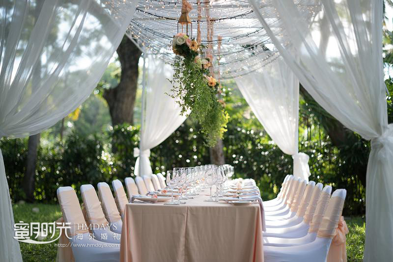 巴厘岛NUSA DUA森系花园晚宴|海外婚礼晚宴|kayumanis|海外婚礼定制中高端布置案例|巴厘岛婚礼布置定制案例