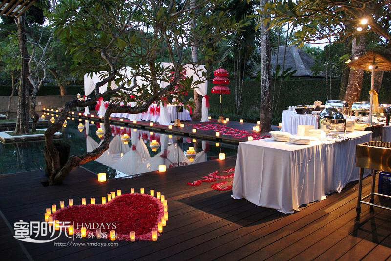 肉桂努沙杜瓦(NUSA DUA KAYUMANIS)婚礼泳池POOL晚宴布置|海外婚礼定制中高端布置案例|巴厘岛婚礼布置定制案例