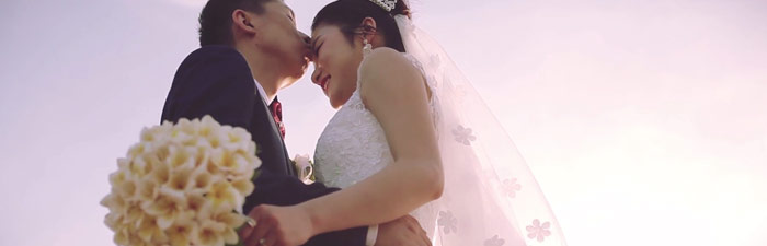 巴厘岛港丽沙滩婚礼视频
