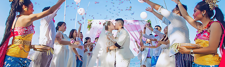 巴厘岛威斯汀沙滩婚礼视频