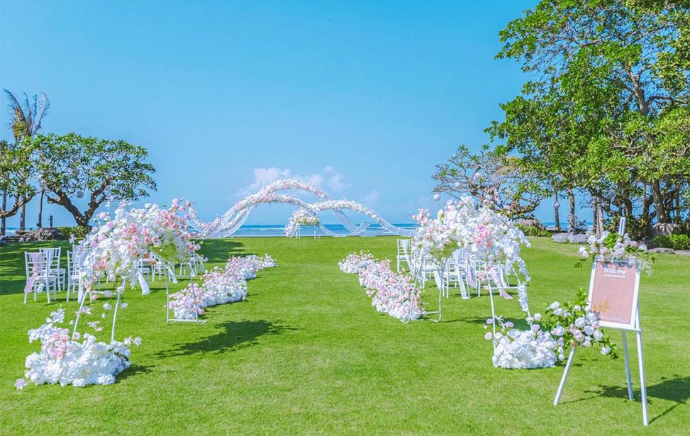 BHAGAWAN|巴厘岛巴加万草坪海景婚礼|巴厘岛婚礼|海外婚礼|蜜月时光
